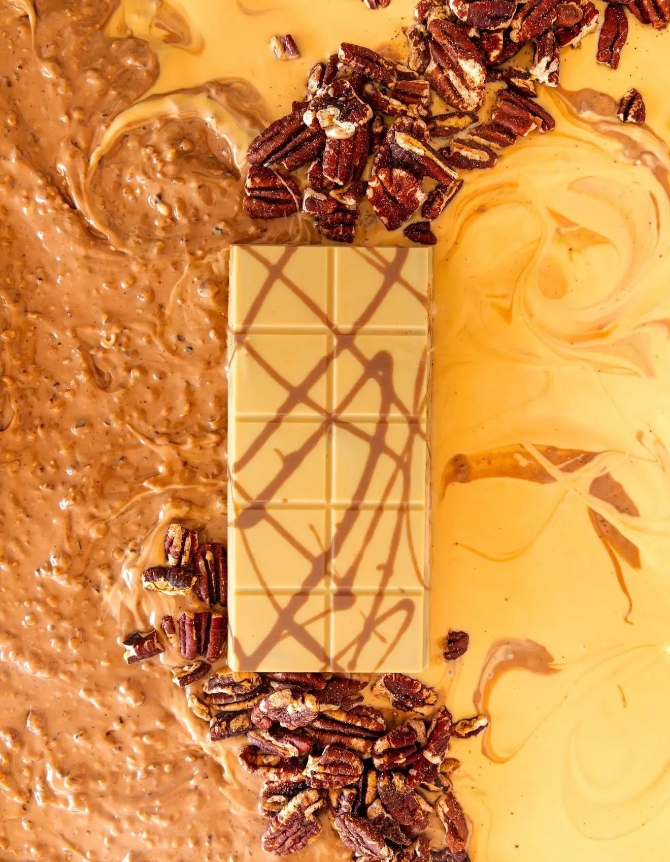 Dubai Viral Caramelised Pecan Crunch Chocolate Bar – Luxury Blondie Chocolate (180g) Dubai Chocolates
